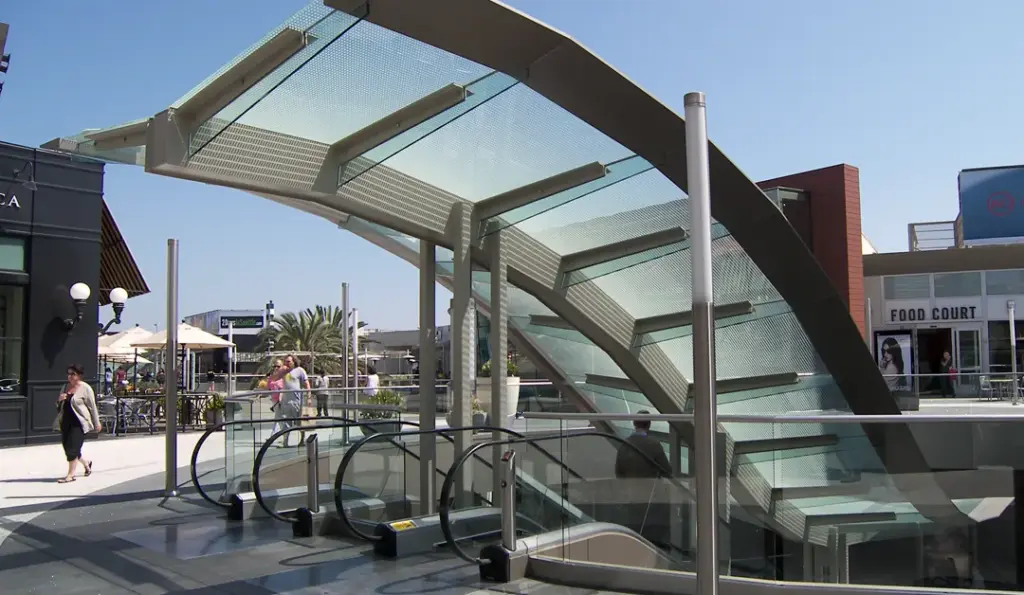 FCP-Santa-Monica-Place-Steel-Fabrication-Project-260515-Canopy-Detail