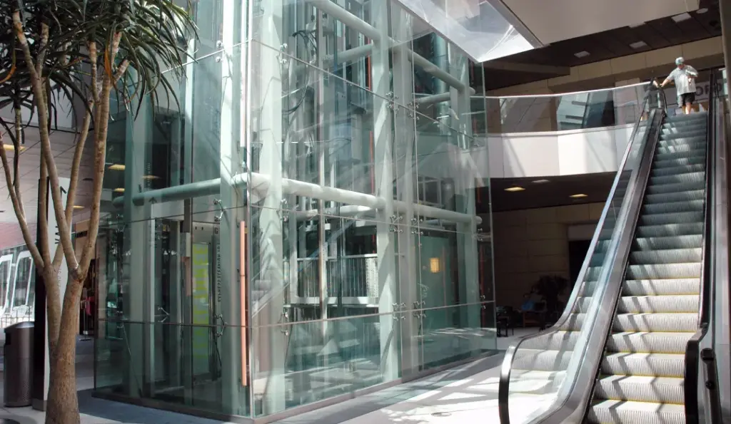 FCP-Santa-Monica-Place-Steel-Fabrication-Project-260515-Elevator-Spine-Finish